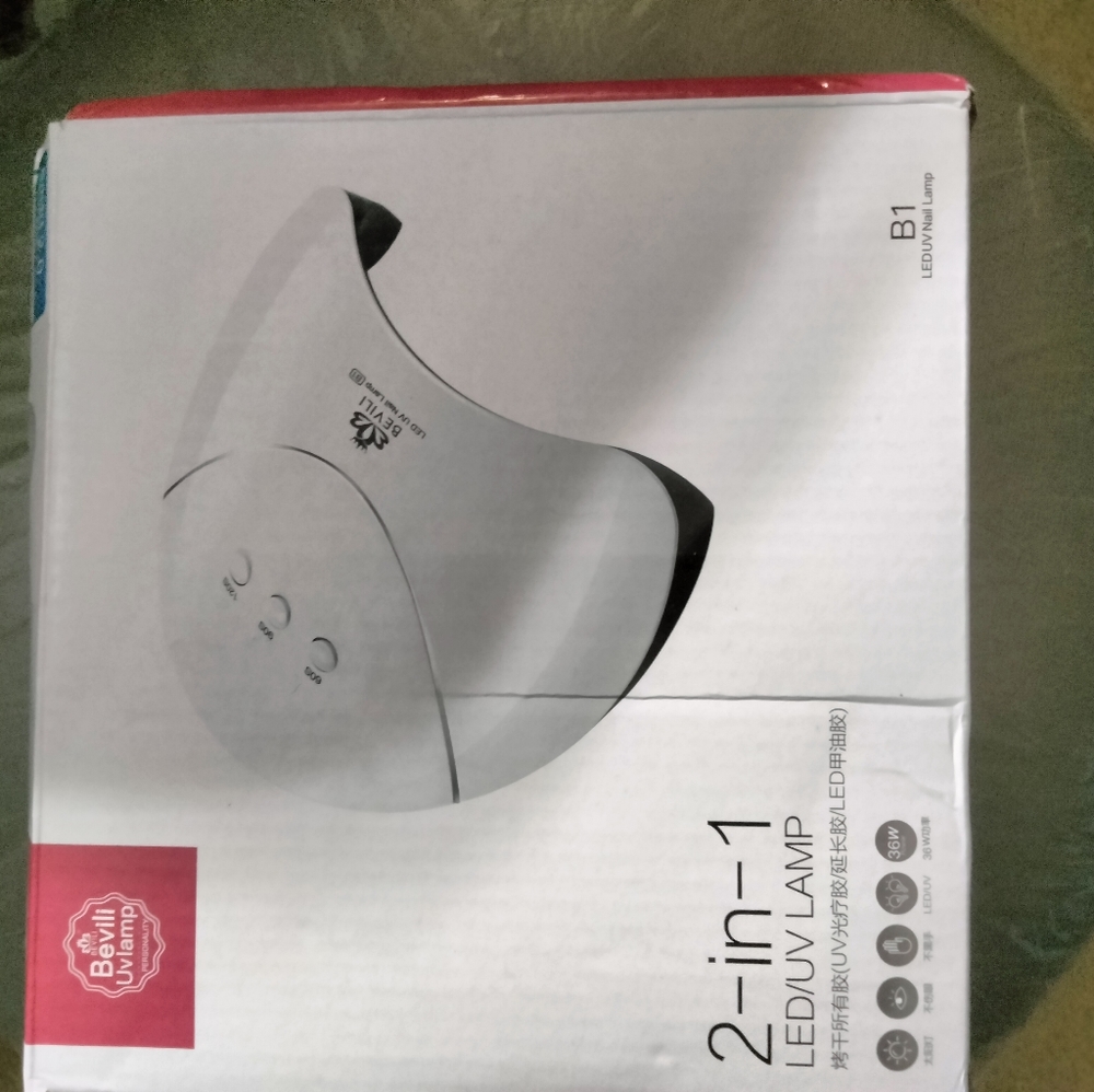 Led/uv nail lamp